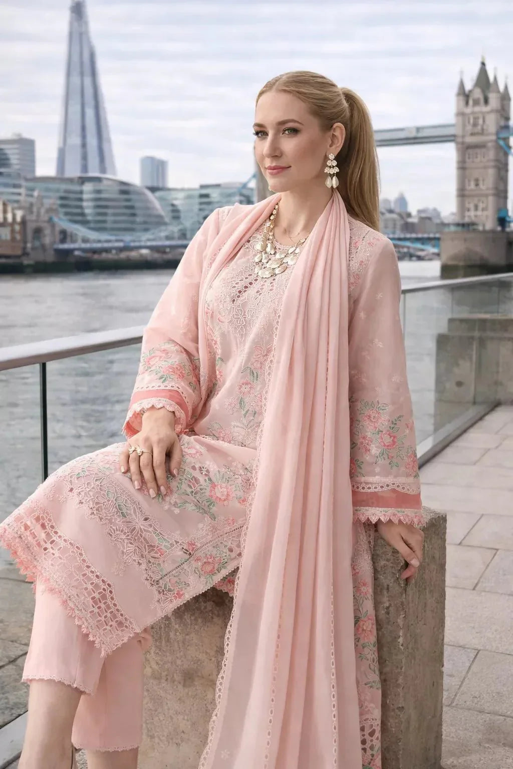 Belgravia Bloom – 3 Piece Embroidered Lawn Suit - London Womens Wear