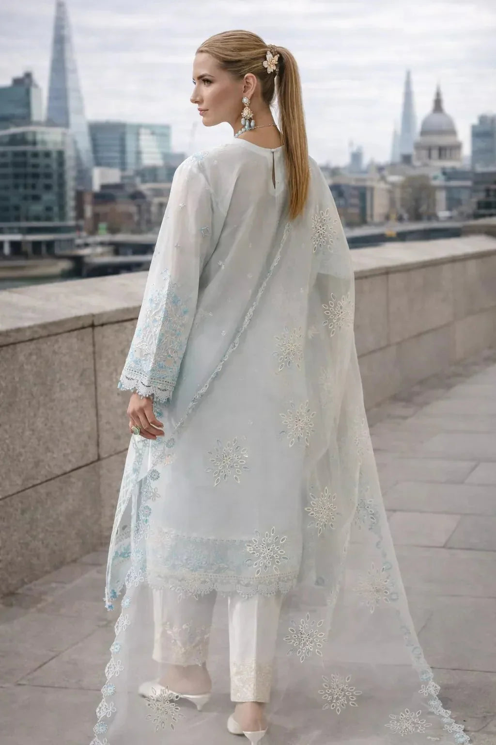 Belgravia Breeze – 3 Piece Embroidered Lawn Suit - London Womens Wear