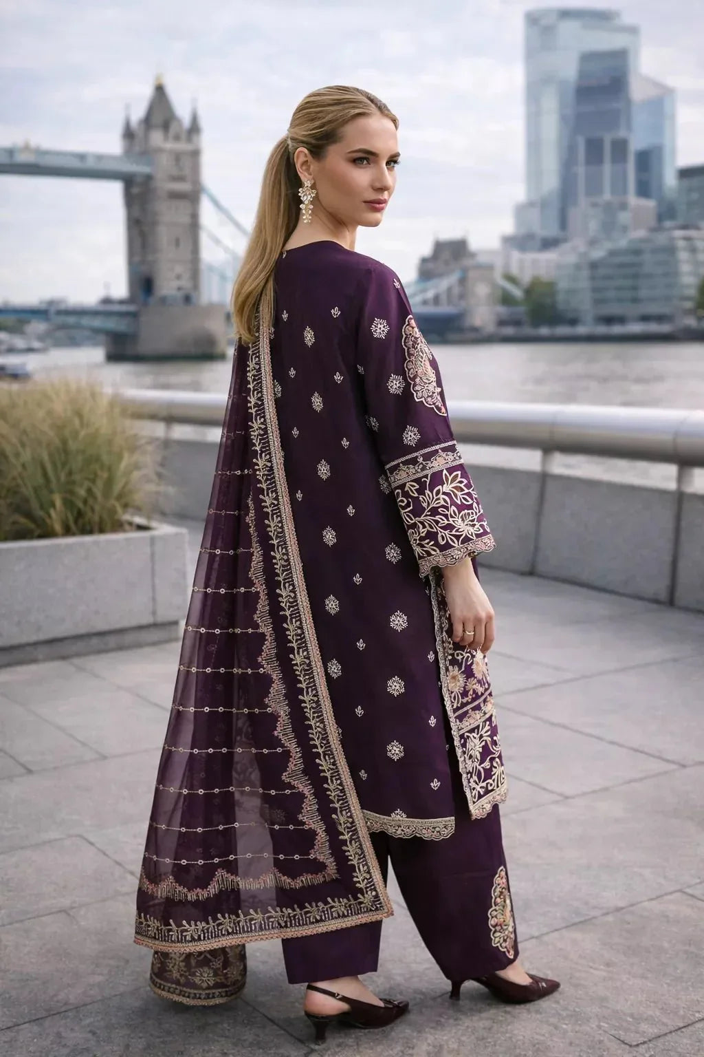 Elowen Regal – 3 Piece Embroidered Lawn Suit - London Womens Wear